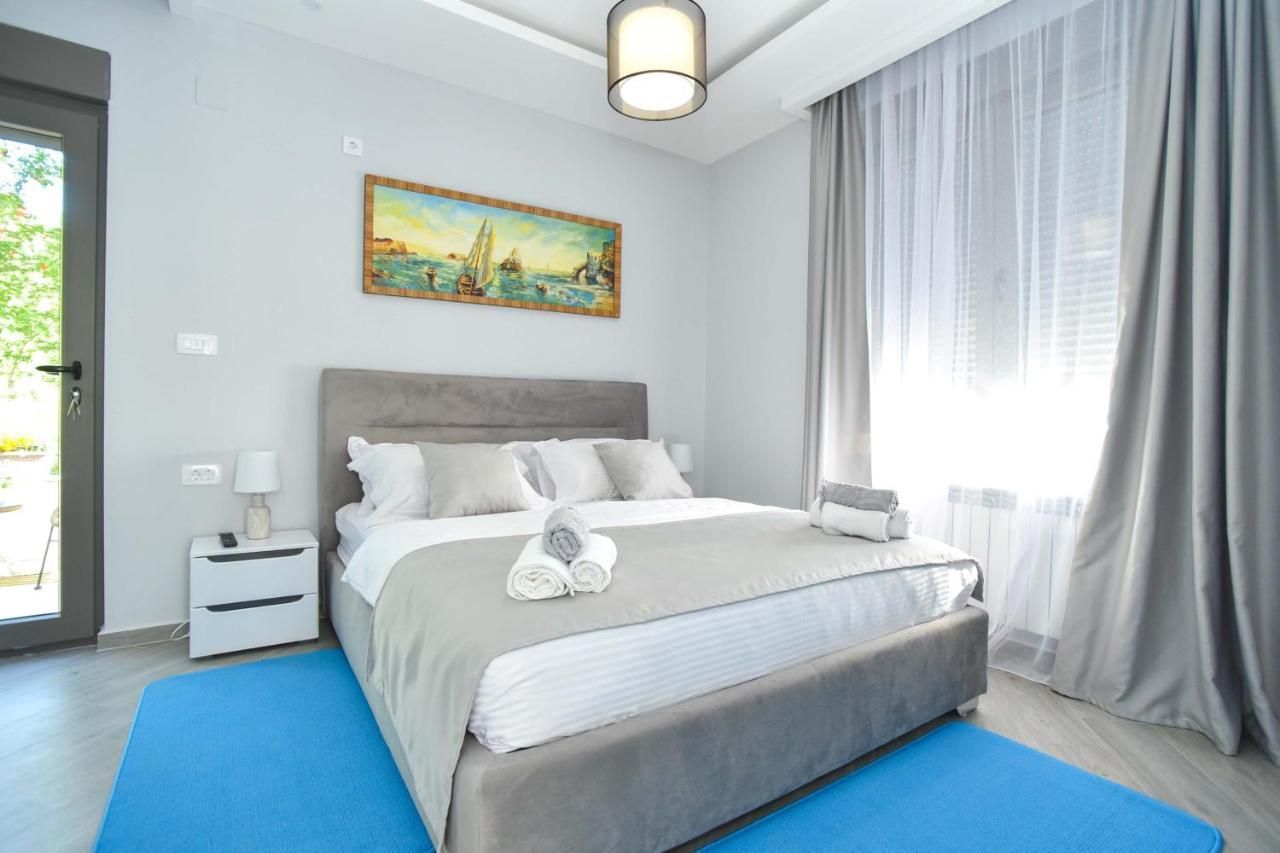 Verbalj Apartment With Swimming Pool Котор Екстер'єр фото